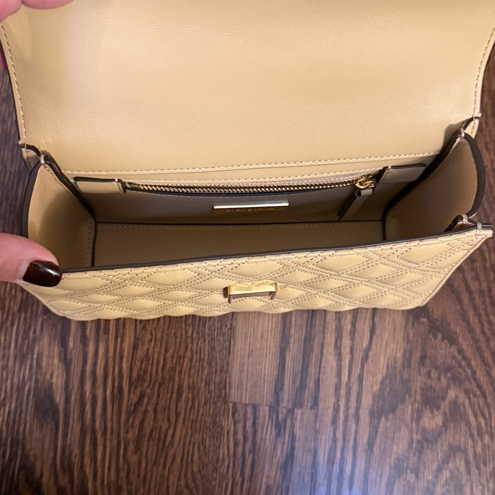 Tory Burch Beige Crossbody or clutch purse with Gold Chain - Picture 10 of 13
